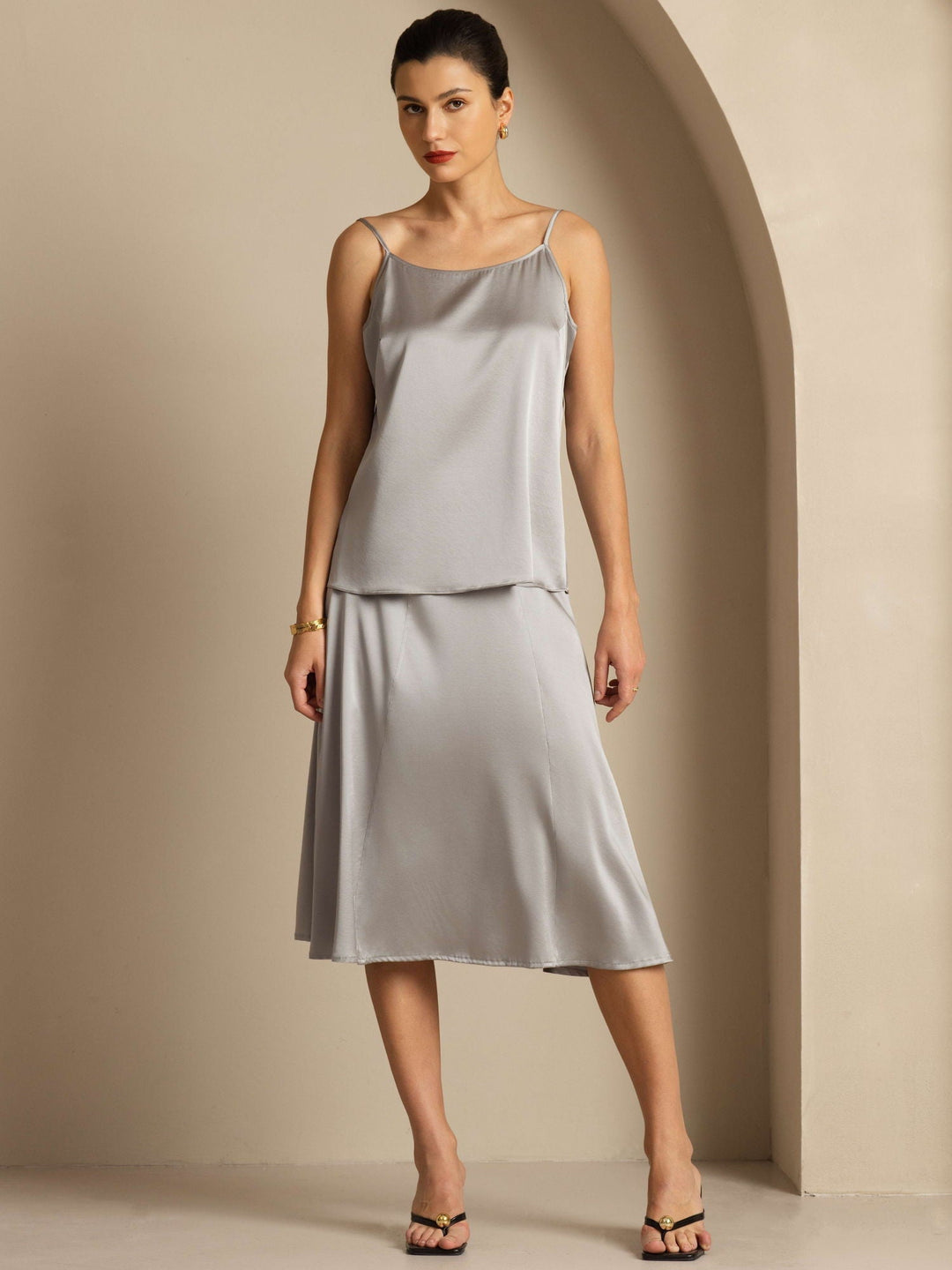 19Momme Silk Spaghetti Strap Round Neck Camisoles