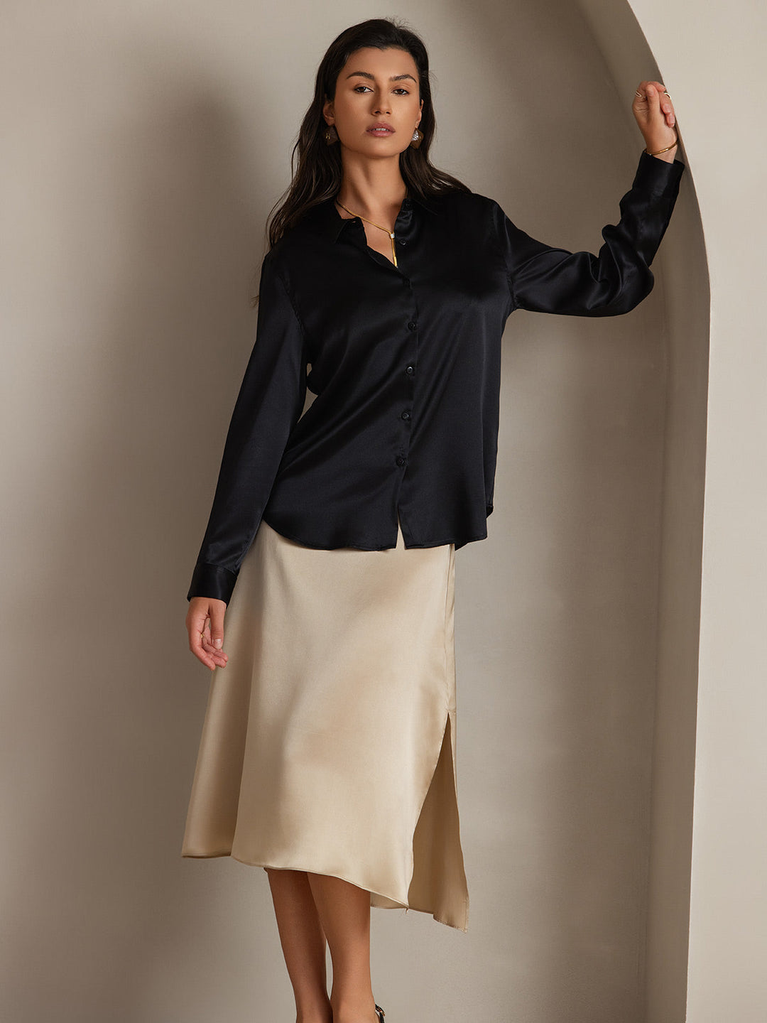 19Momme Silk Long Sleeve Lapel Collar Women's Shirt with Button Up Design