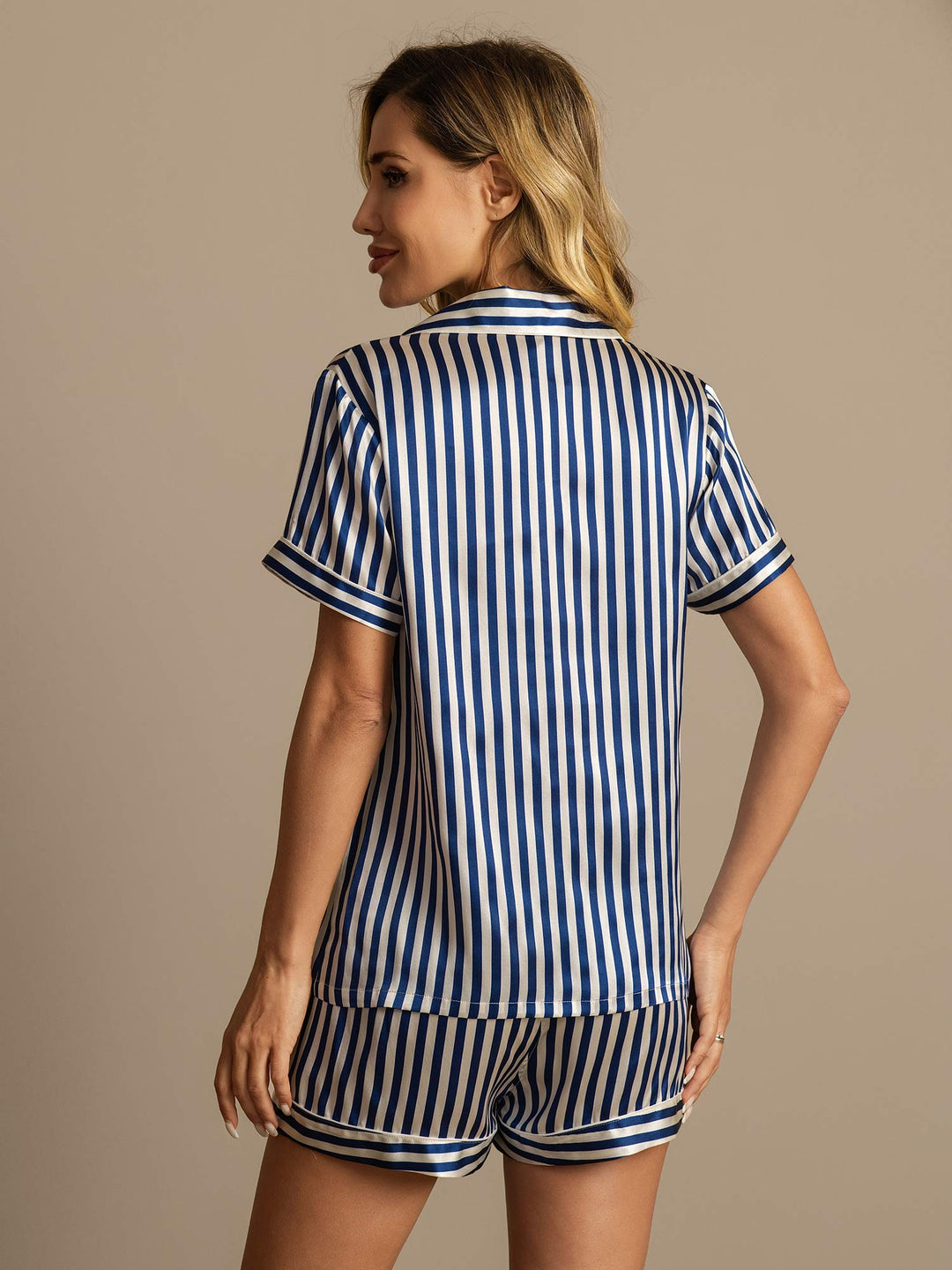 Women's Pure Silk Stripe Print Short Sleeve Notch Collar Pajamas Set With Shorts