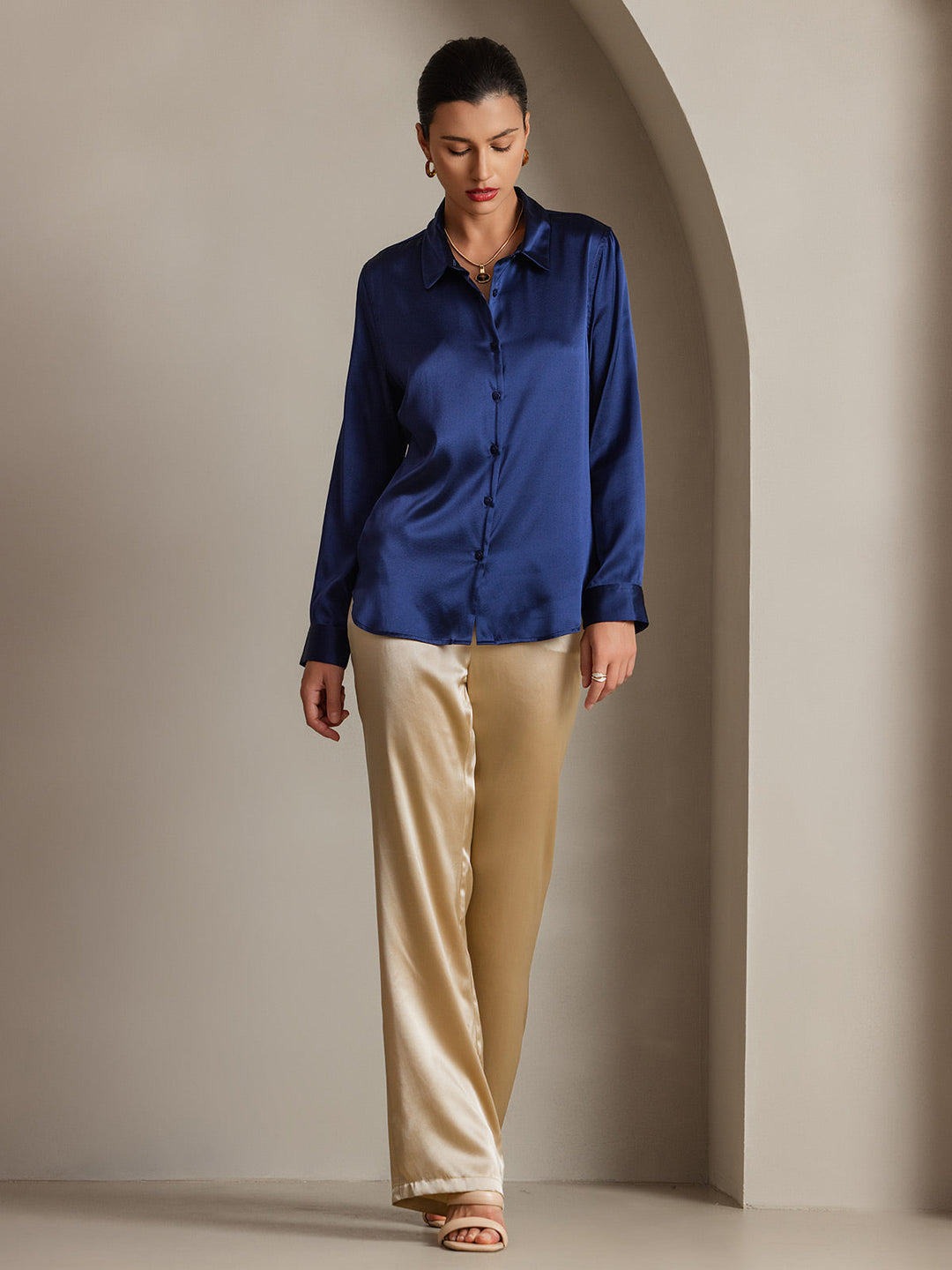 19Momme Silk Long Sleeve Lapel Collar Women's Shirt with Button Up Design