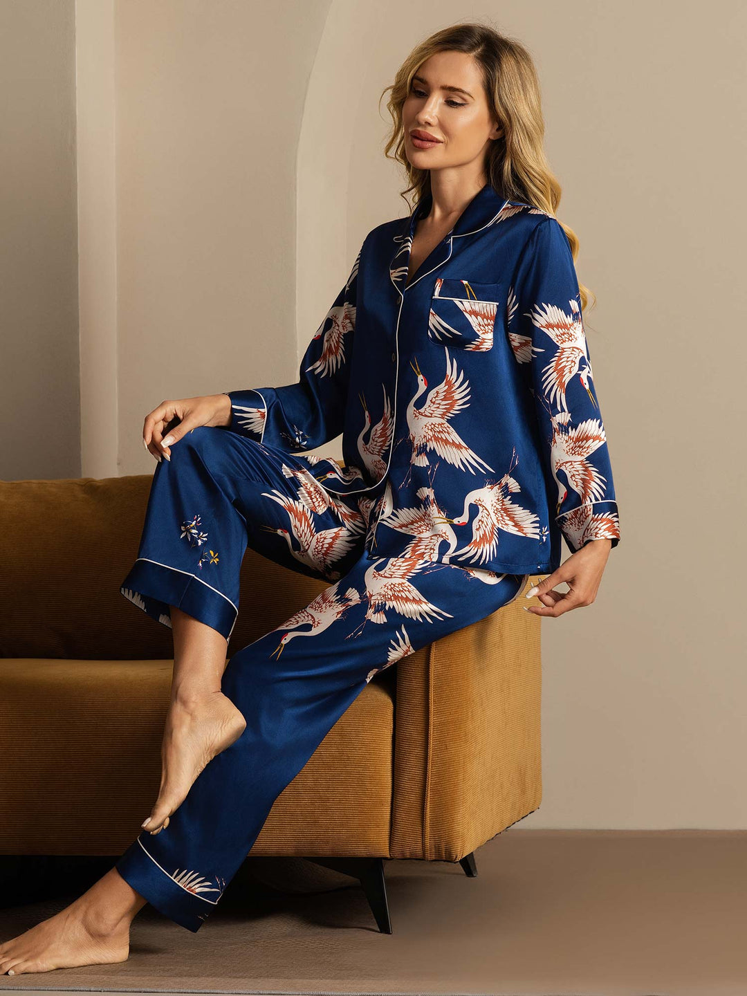 19Momme Women's Pure Silk Crane Print Long Sleeve Pyjamas Set