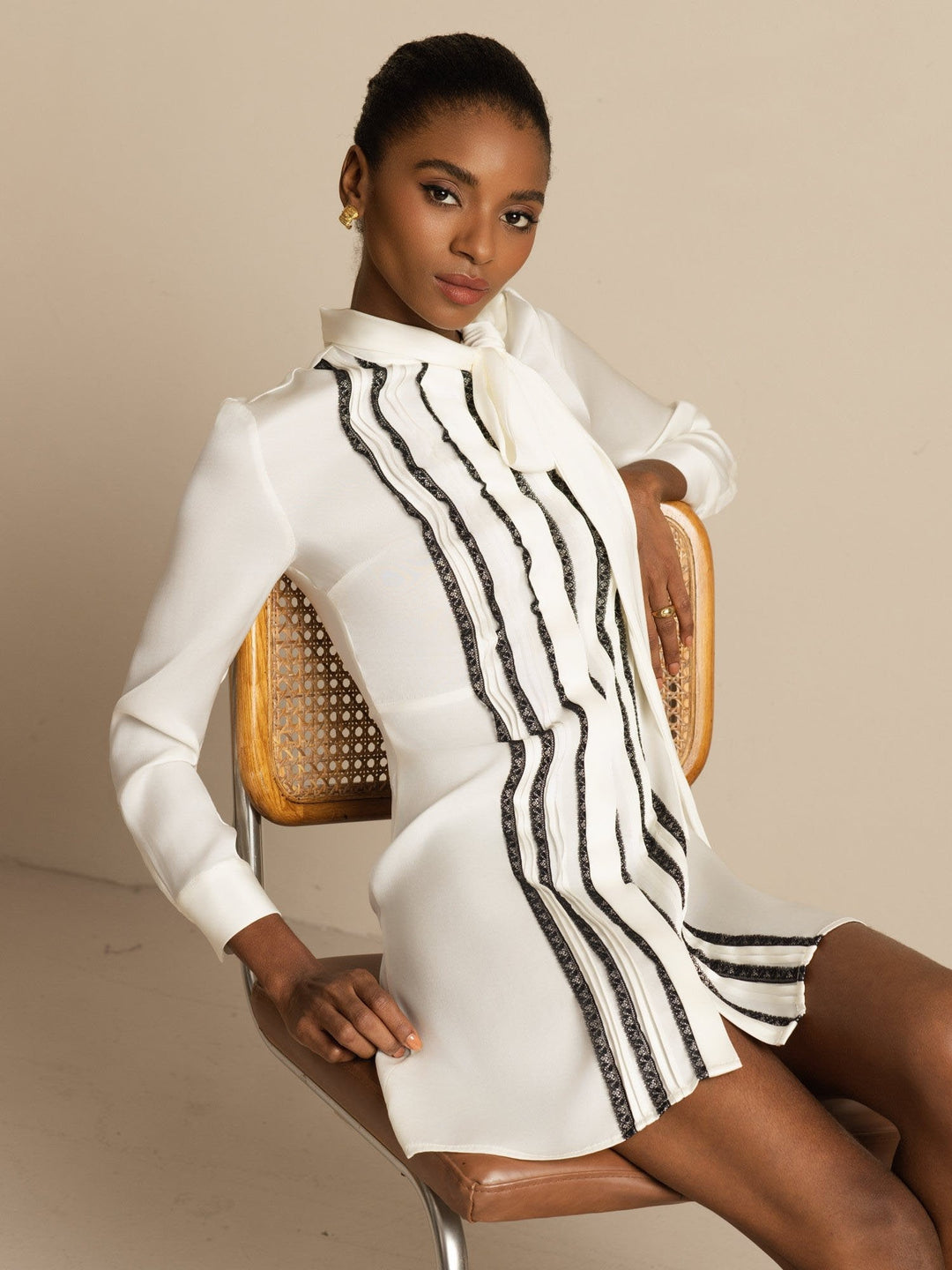 19Momme Silk  Women's Tie-Neck Short Shirt Dress with Vertical Pleated