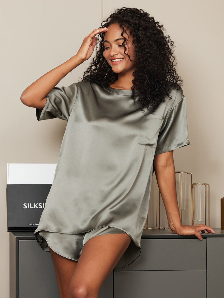 Women's Pure Silk Short Sleeve Round Neck Above the Knee Pyjamas Set