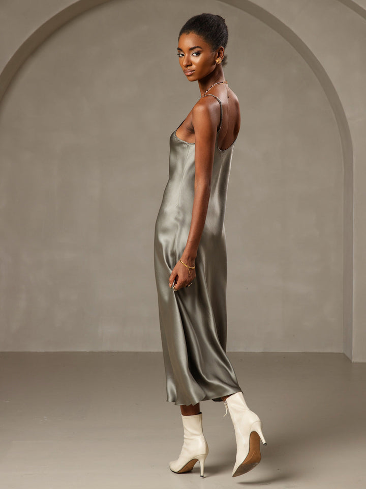 Women's Pure Silk Spaghetti Strap V-neck Midi Nightdress