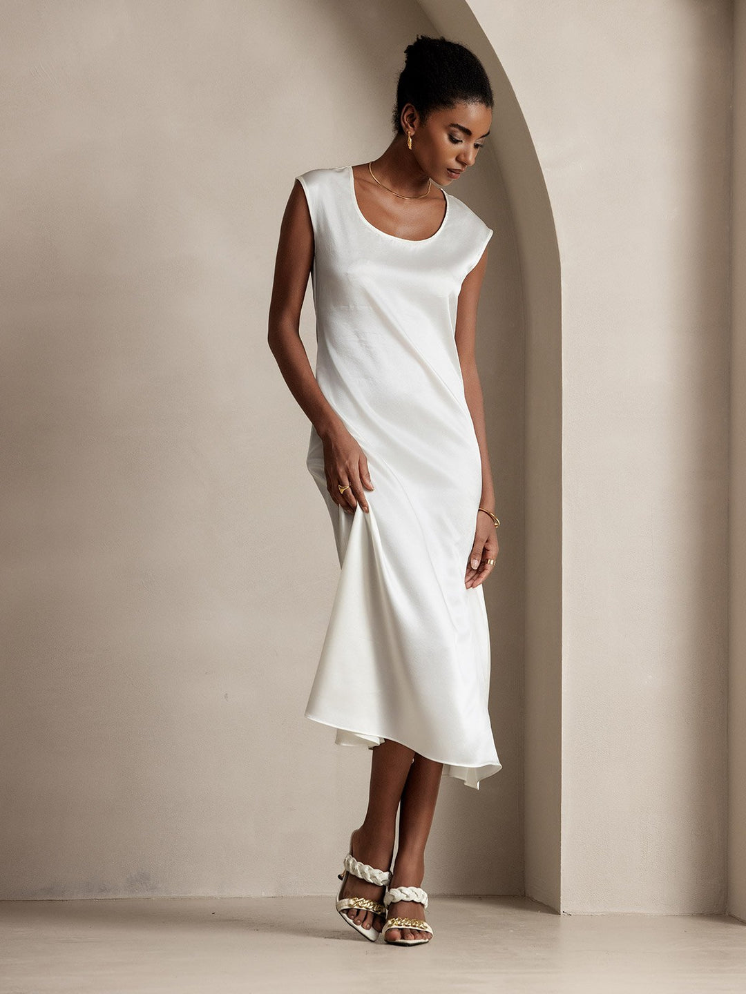 19Momme Silk Cap Sleeve Round Neck Midi Dress