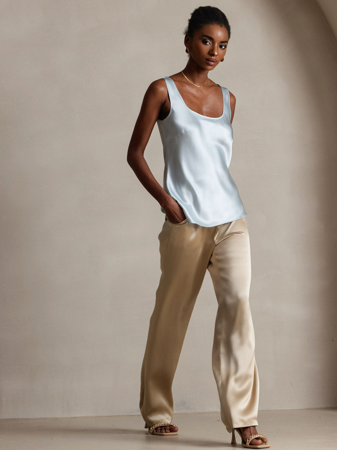 Women's Pure Silk Sleeveless U Neck Tank Top