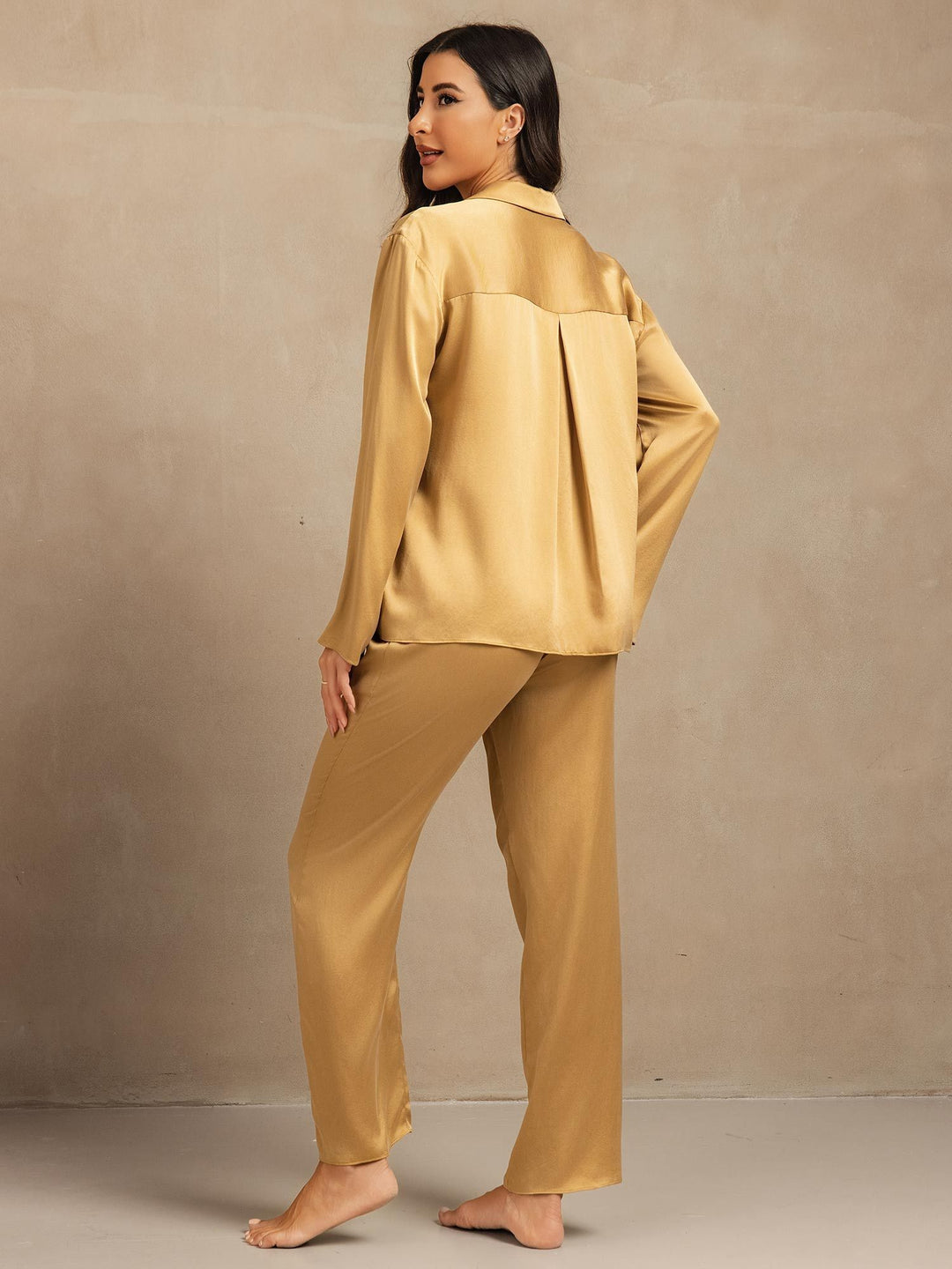 19Momme Washable Silk Long Sleeve Notch Collar Women's Pajamas Set