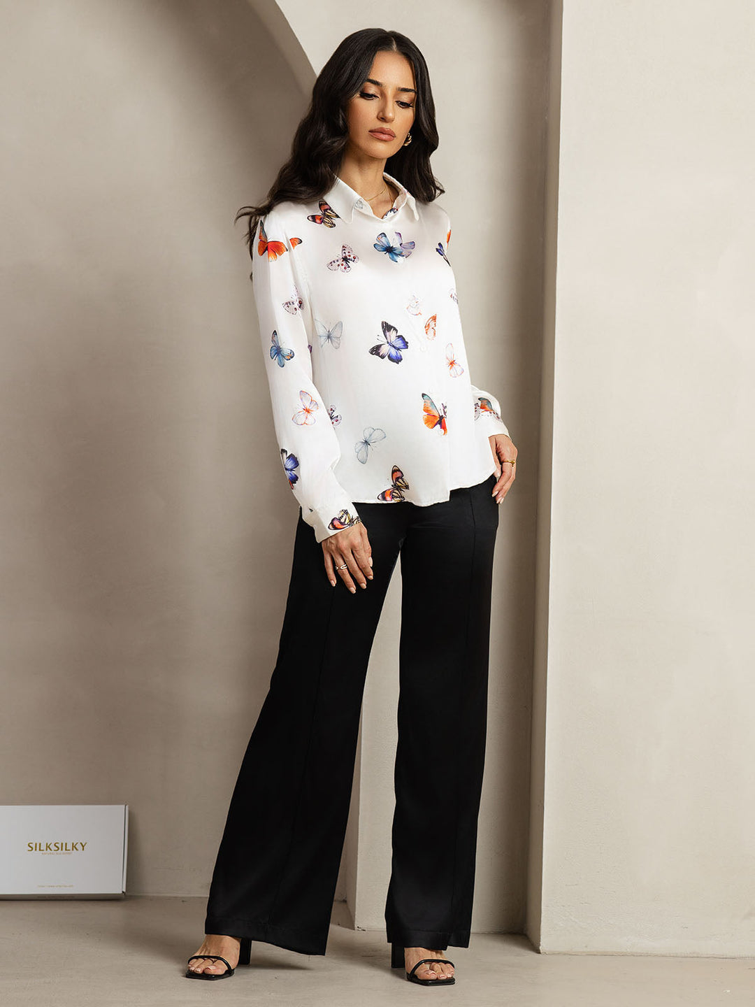 19Momme Silk Long Sleeve Lapel Collar Women's Shirt with Button Up Design