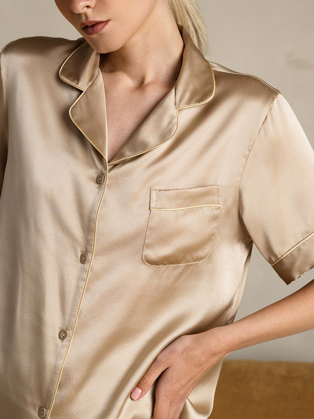 Pure Silk Short Sleeve Notch Collar Above the Knee Women's Pyjamas Set
