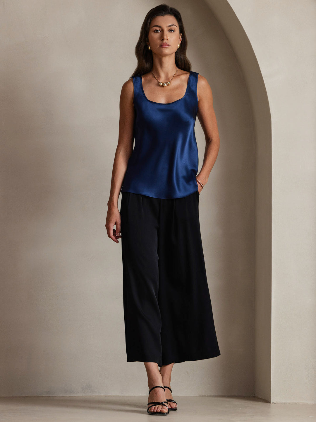 Clearance(Ships to UK Only) - 19Momme Silk Sleeveless U Neck Women's Tank Top