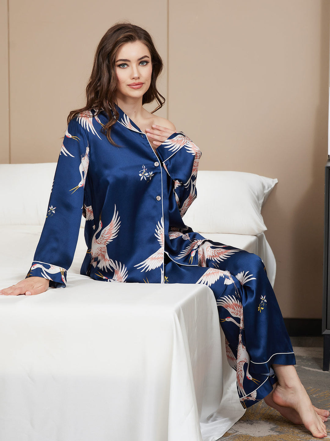 19Momme Women's Pure Silk Crane Print Long Sleeve Pyjamas Set